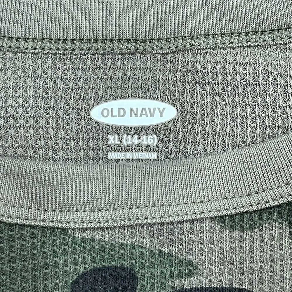 Old Navy Green Camouflage Crewneck